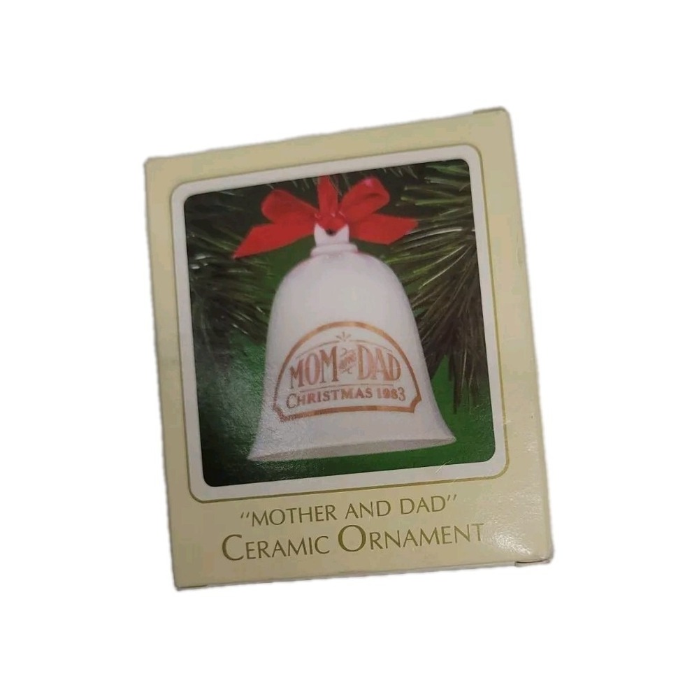 Hallmark Keepsake Christmas 80's Bell Ringers Mom And Dad